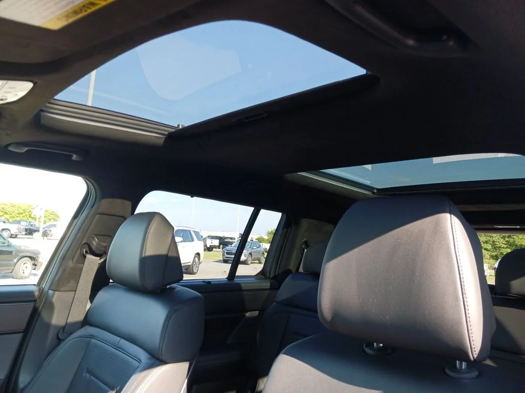 Used 2024 Gray Hyundai Calligraphy image 22