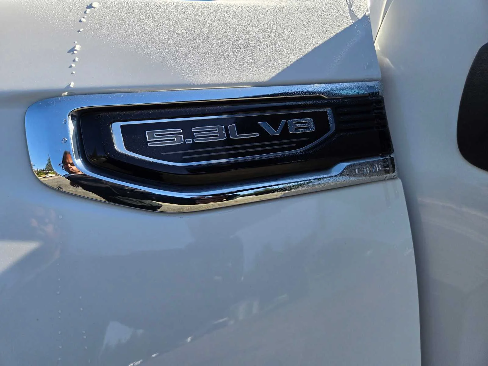 Used 2024 Summit White GMC SLT image 29