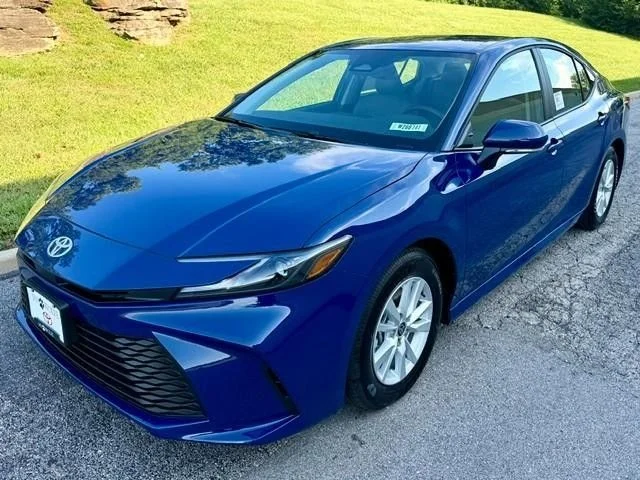 New 2026 Reservoir Blue Toyota LE image 2