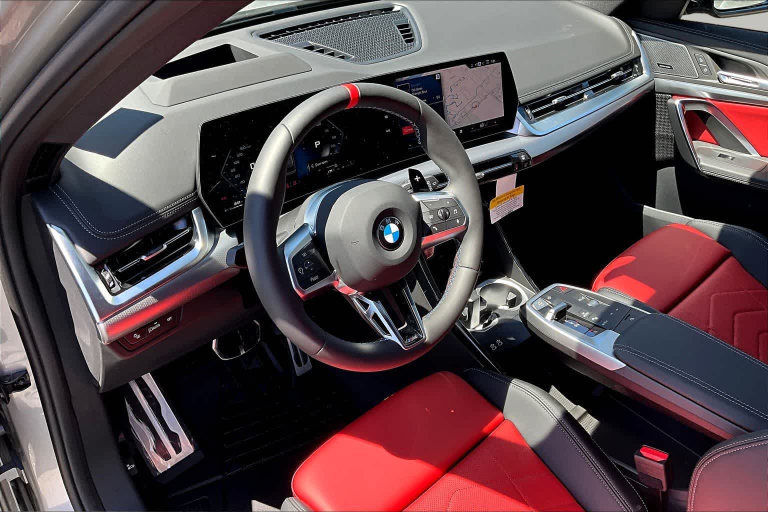 New 2026 Space Silver Metallic BMW M35i image 8