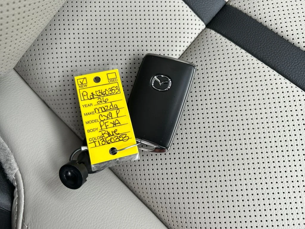 Used 2026 Blue Mazda Preferred image 33