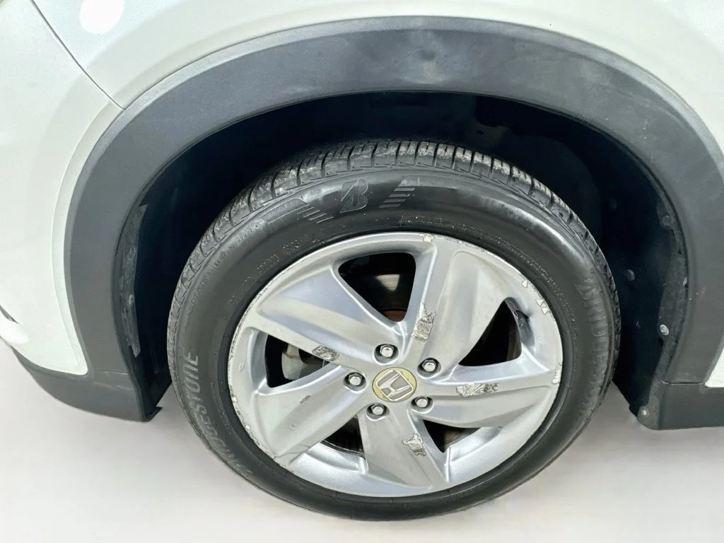 Certified Used 2019 Platinum White Pearl Honda EX-L image 42