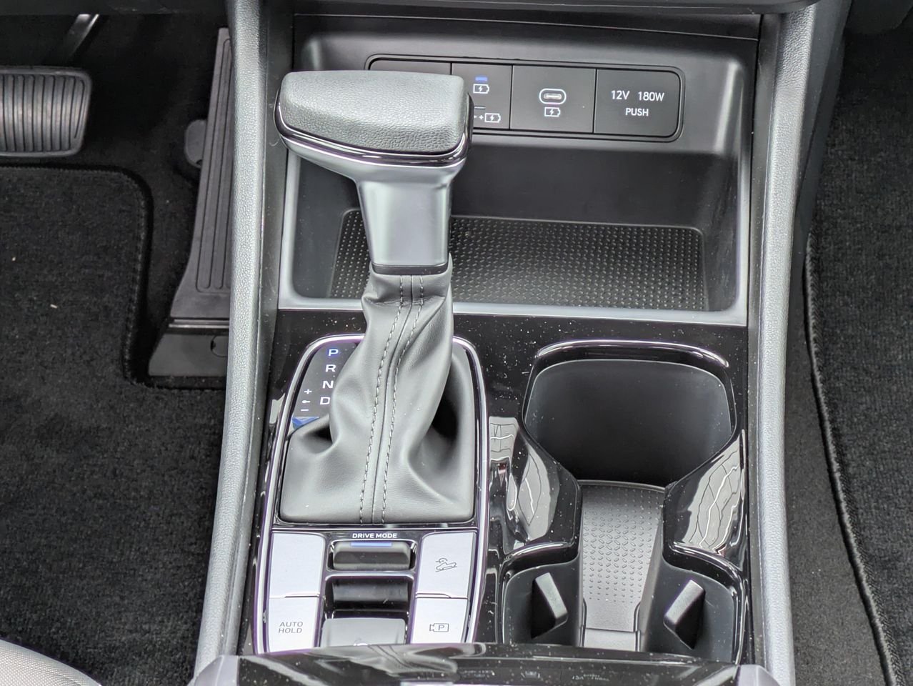 New 2027 Sage Gray Hyundai SE FWD image 18