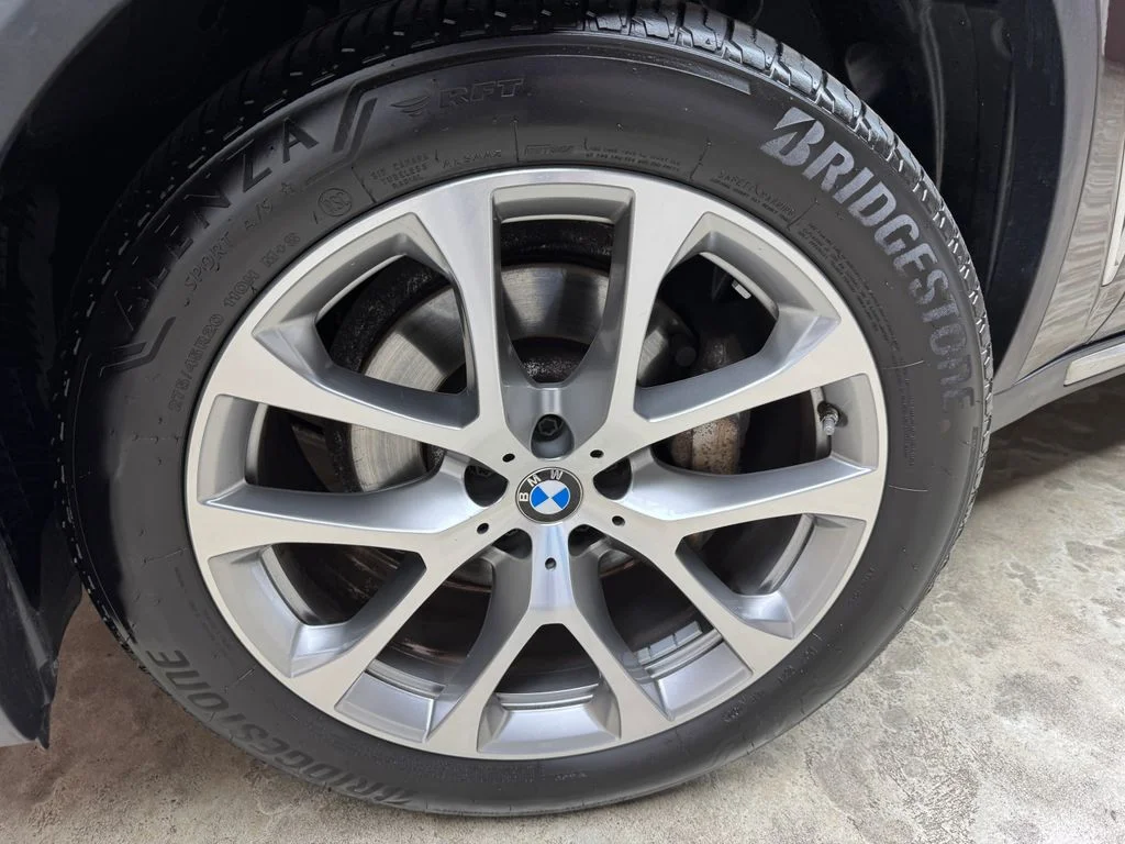 Used 2022 Brown BMW xDrive40i image 30