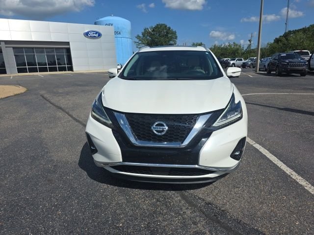 Used 2019 White Nissan SL image 8