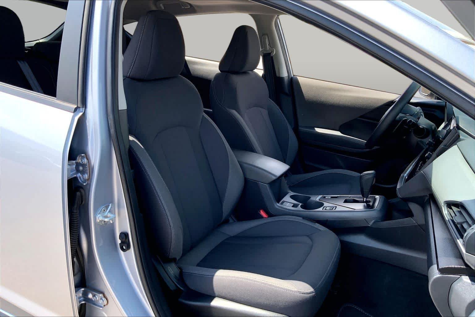 Certified Used 2025 Ice Silver Metallic Subaru Premium image 8