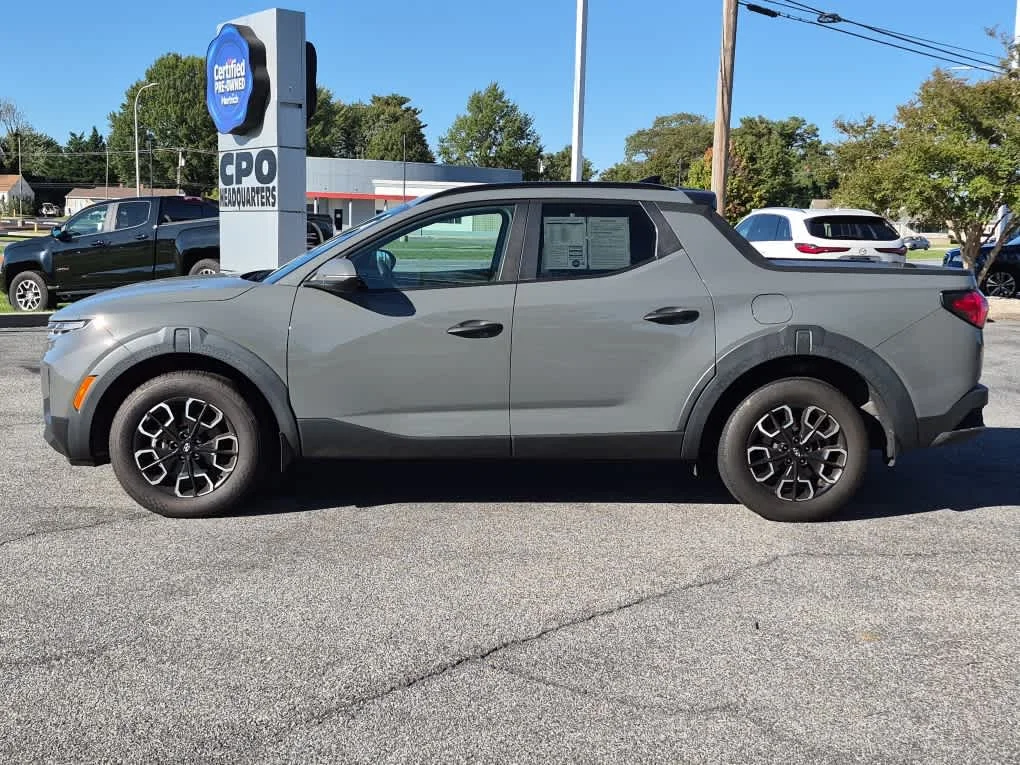 Certified Used 2024 Hampton Gray Hyundai SEL image 5
