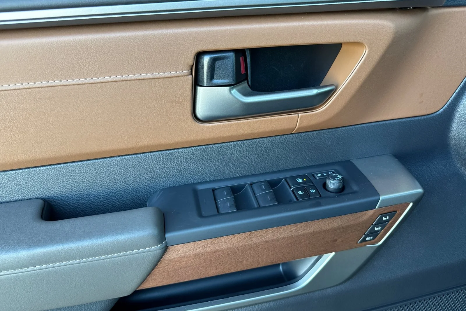 2026 Toyota Tundra 1794 Edition - Photo 10