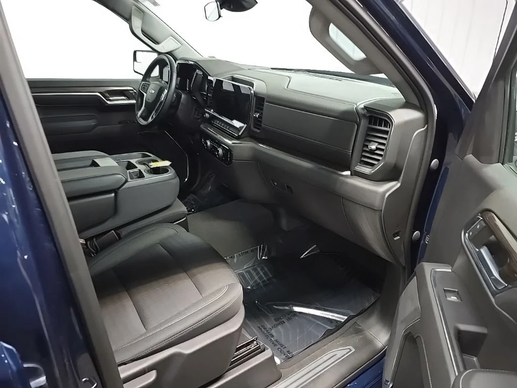 Used 2023 Blue Chevrolet LT image 15