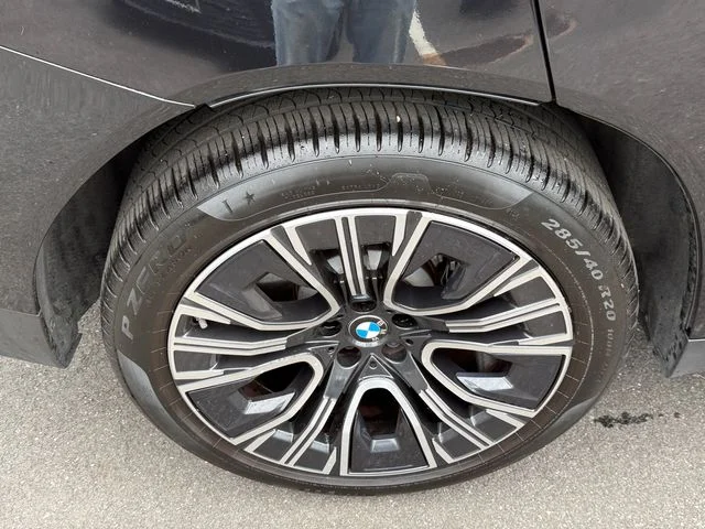 Used 2025 Black Sapphire Metallic BMW 30 xDrive image 11