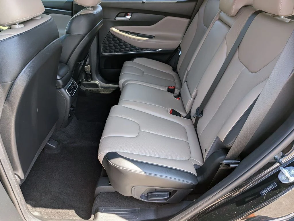 Used 2023 Black Hyundai SEL image 25