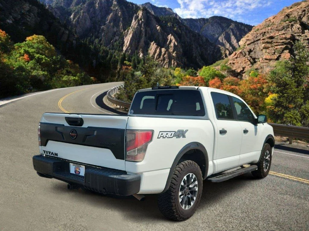Used 2021 Glacier White Nissan PRO-4X image 3