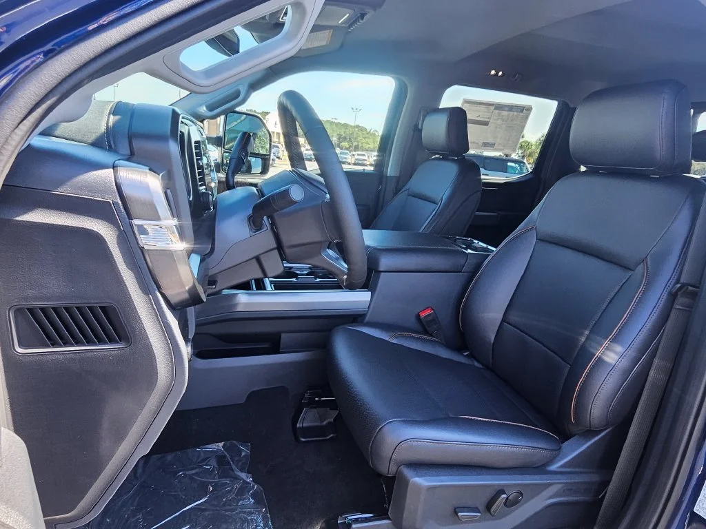 New 2027 Neptune Blue Ford F-250® Lariat® image 4