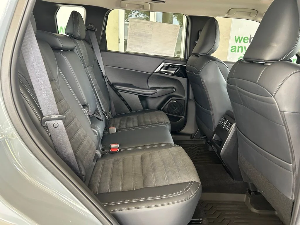 New 2026 Gray Mitsubishi Trail Edition image 28