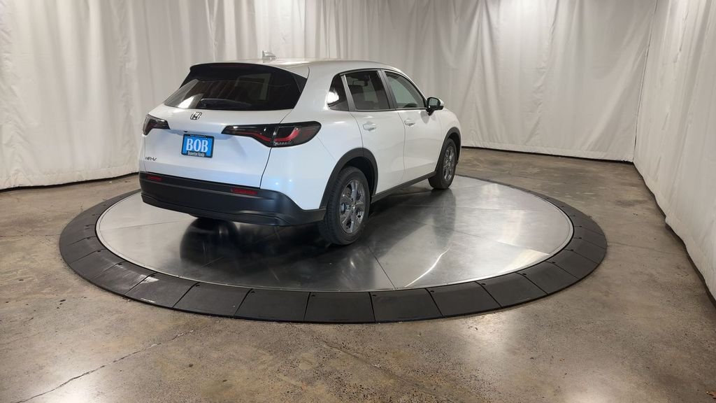 2026 Honda HR-V LX - Photo 8