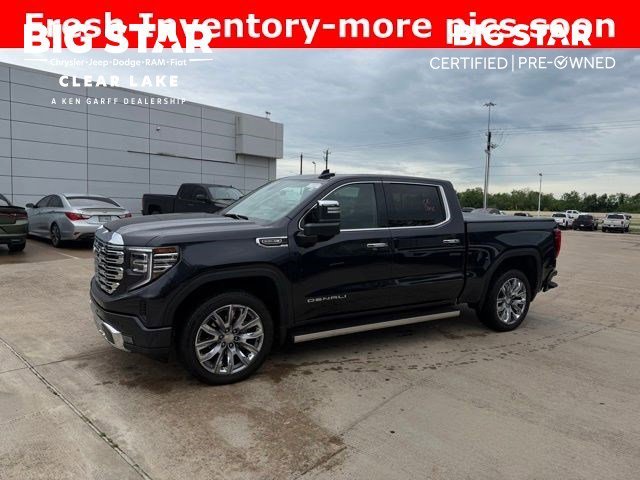 2025 GMC Sierra 4WD Crew Cab Short Box Denali's photo