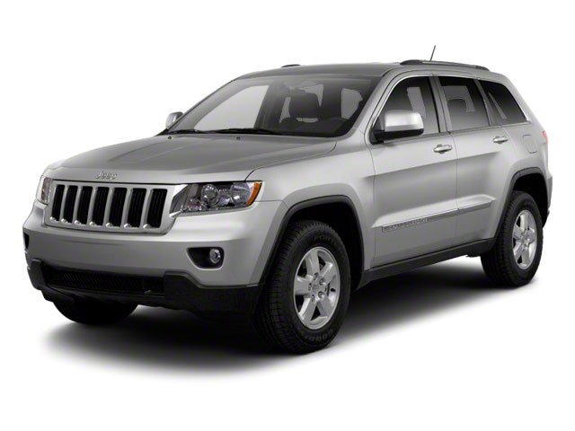 Used 2013 True Blue Pearl Jeep Laredo image 4