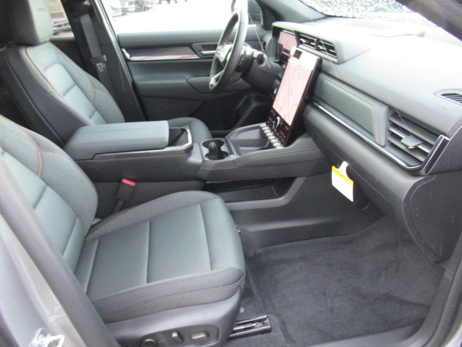 2027 GMC Terrain AT4 - Photo 10
