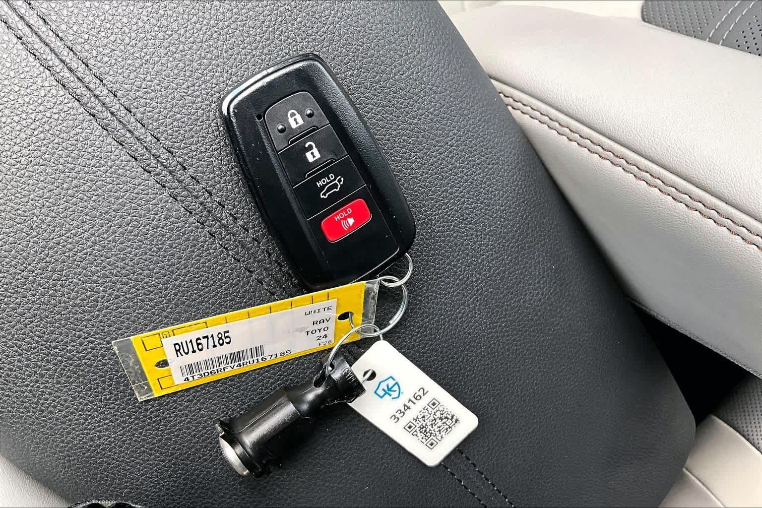 Used 2024 Wind Chill Pearl Toyota Hybrid Limited image 15