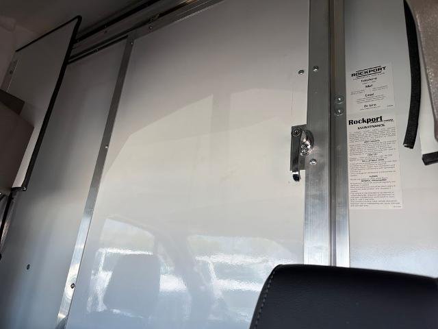 New 2026 Oxford White Ford Cutaway image 42