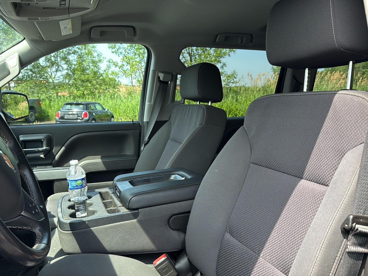 Used 2018 Graphite Metallic Chevrolet LT image 5
