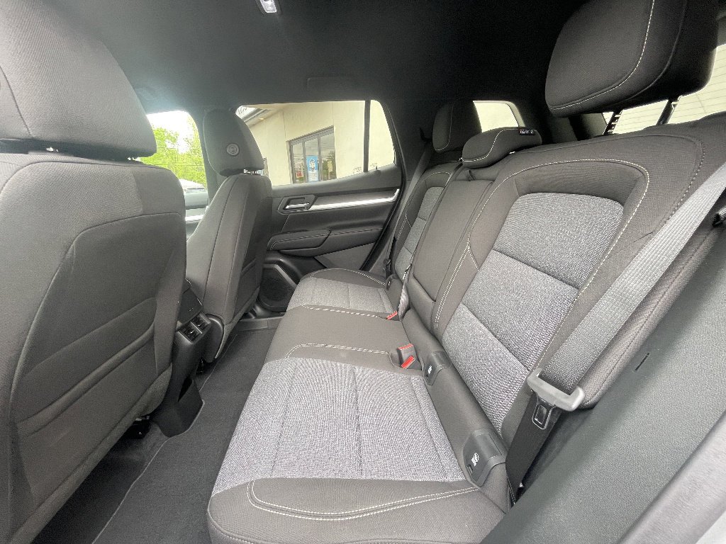 New 2026 Sterling Metallic GMC Elevation image 17