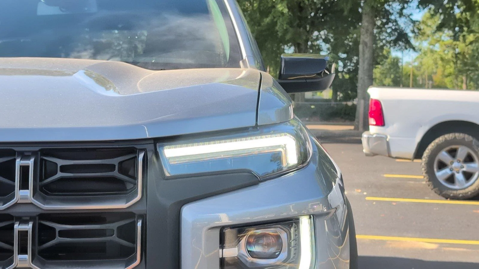 New 2026 Sterling Metallic GMC AT4 image 12