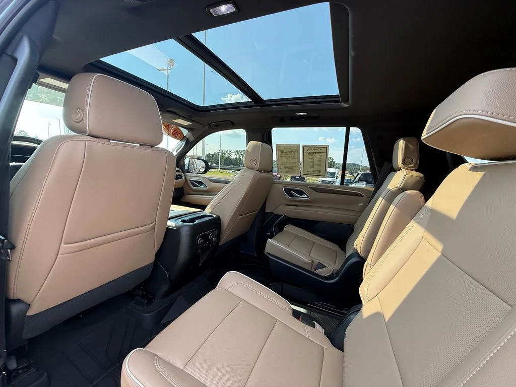 Used 2023 Black Chevrolet Premier image 23