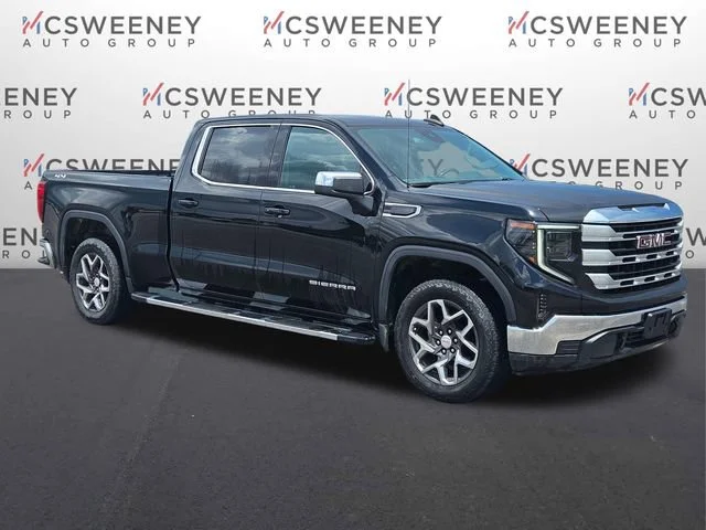 Used 2022 Onyx Black GMC SLE image 7