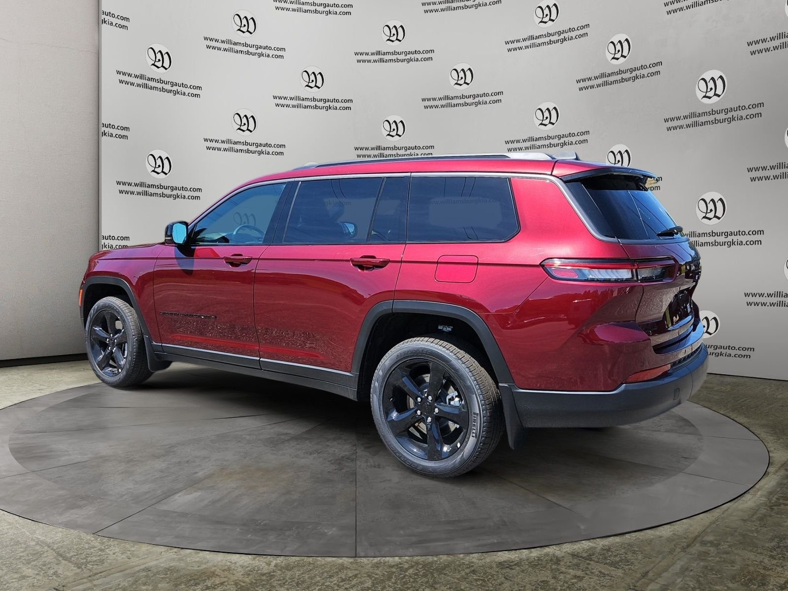 New 2026 Velvet Red Pearl-Coat Exterior Paint Jeep Limited image 3