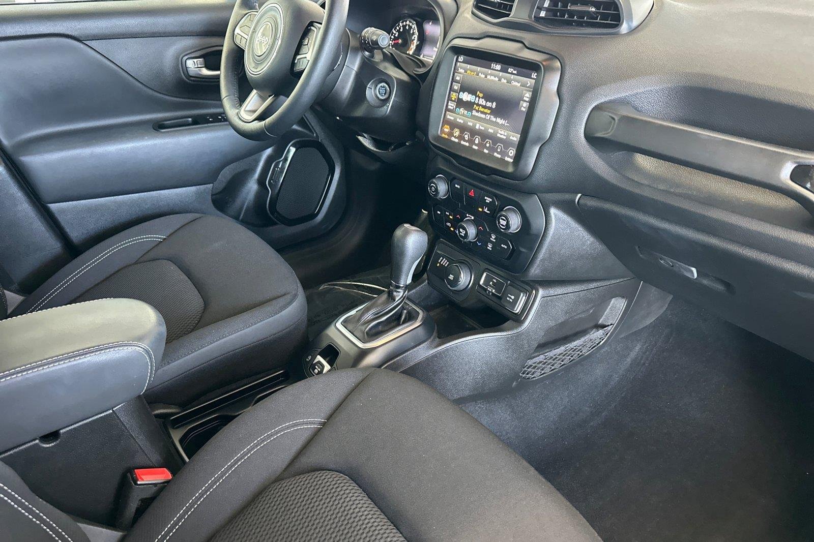 Used 2023 Black Clearcoat Jeep Altitude image 16
