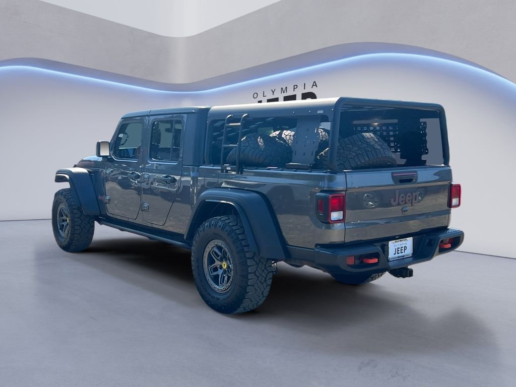 Used 2022 Gray Jeep Mojave image 2
