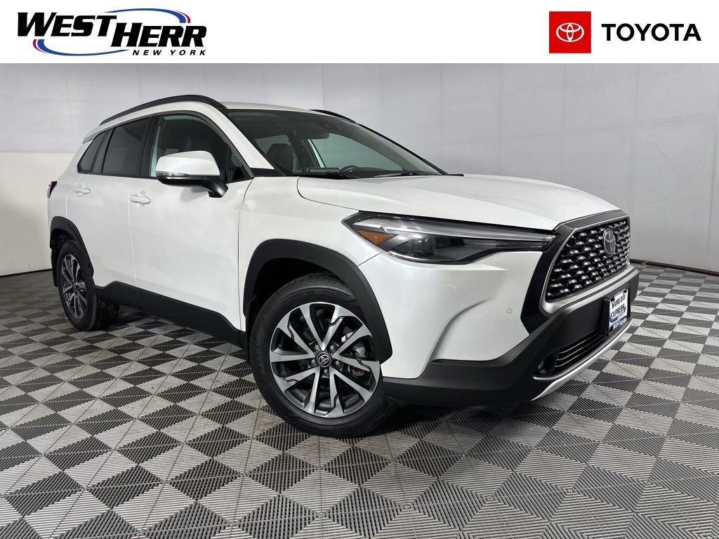 2022 Toyota Corolla Cross XLE