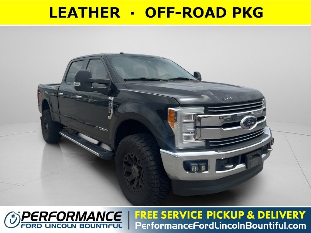 2017 Ford F-250 Lariat 4x4 Crew Cab 6-3/4' Box's photo