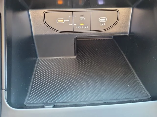 New 2026 Glacial White Pearl Kia LX image 24