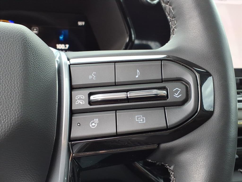 Used 2025 Black Chevrolet ZR2 image 22