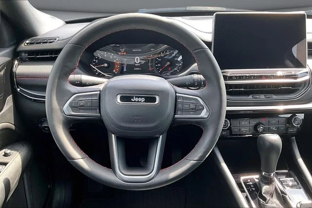 Used 2024 Metallic Jeep Trailhawk image 8