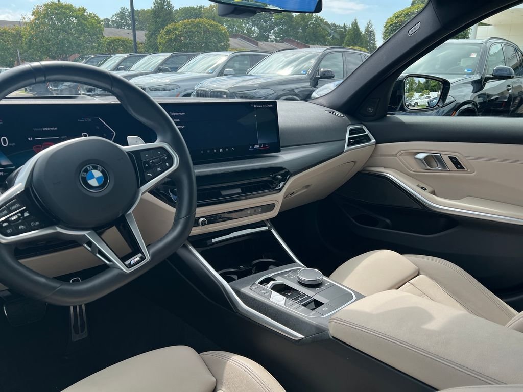 2025 BMW 3 Series 330i - Photo 28