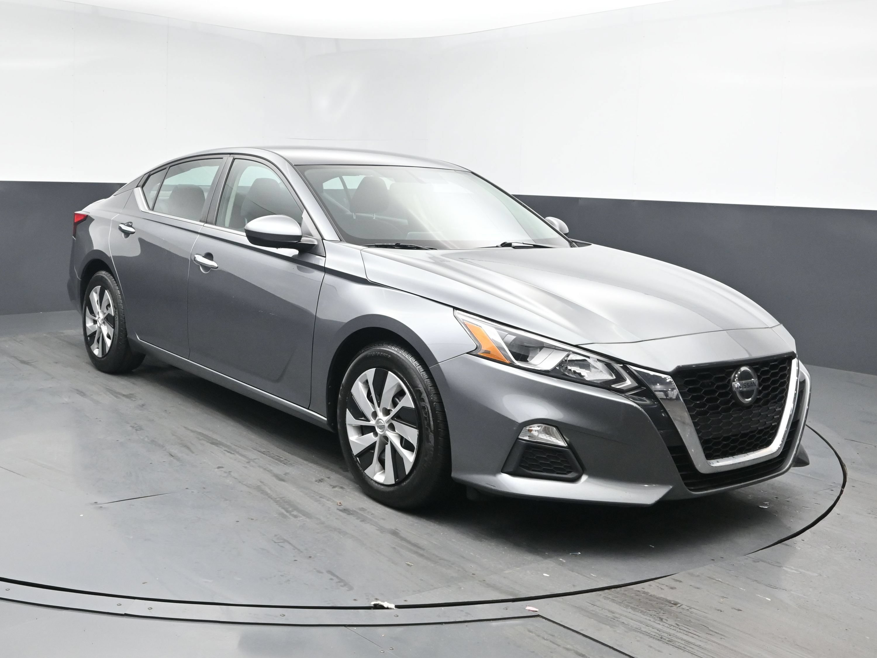 Used 2020 Nissan Altima S with VIN 1N4BL4BV3LC188473 for sale in Freeport, NY