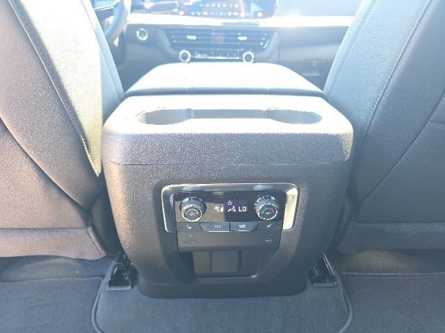 2026 Chevrolet Tahoe Premier - Photo 31