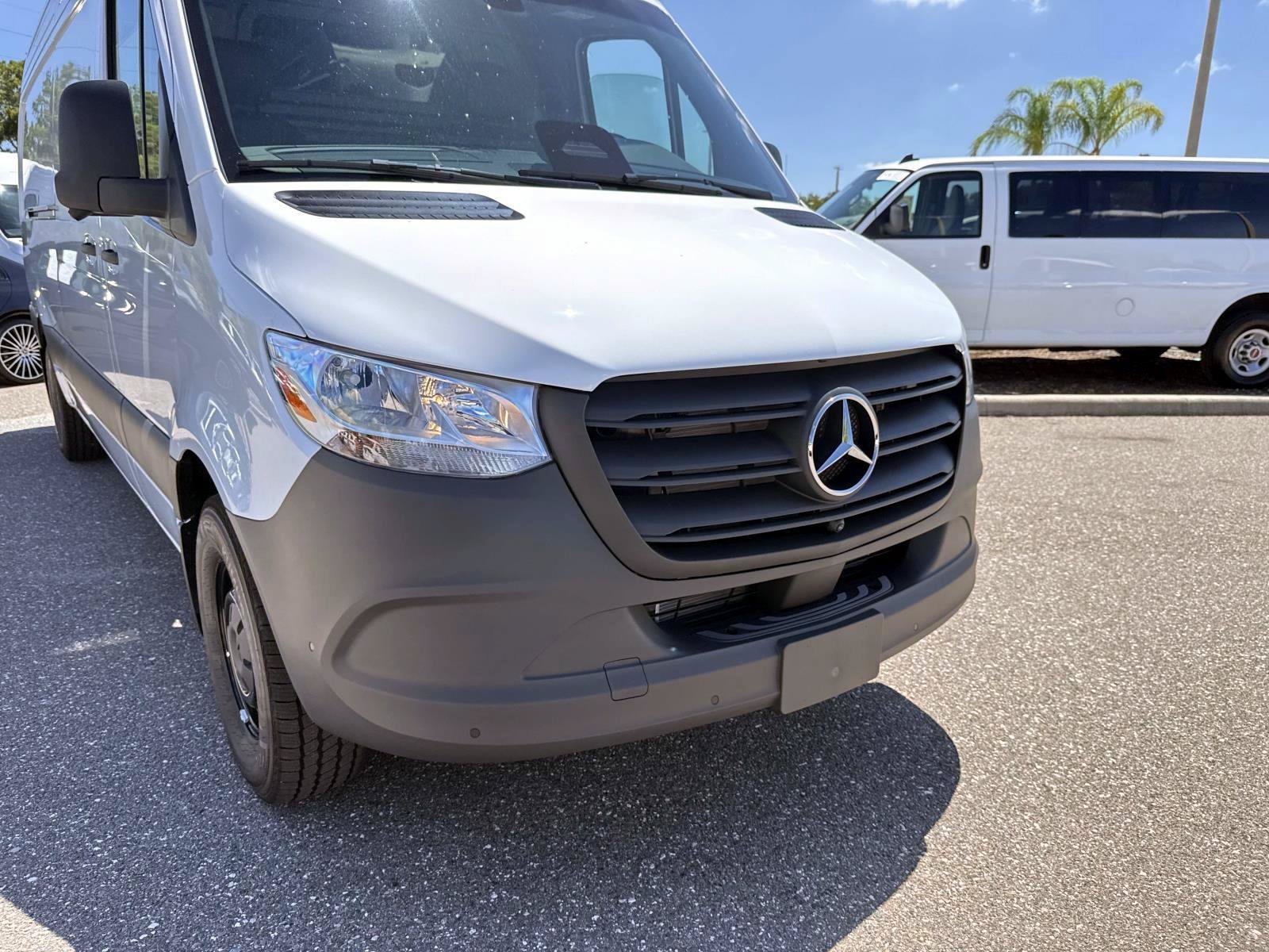 New 2026 Arctic White Sprinter Cargo 170 WB image 7