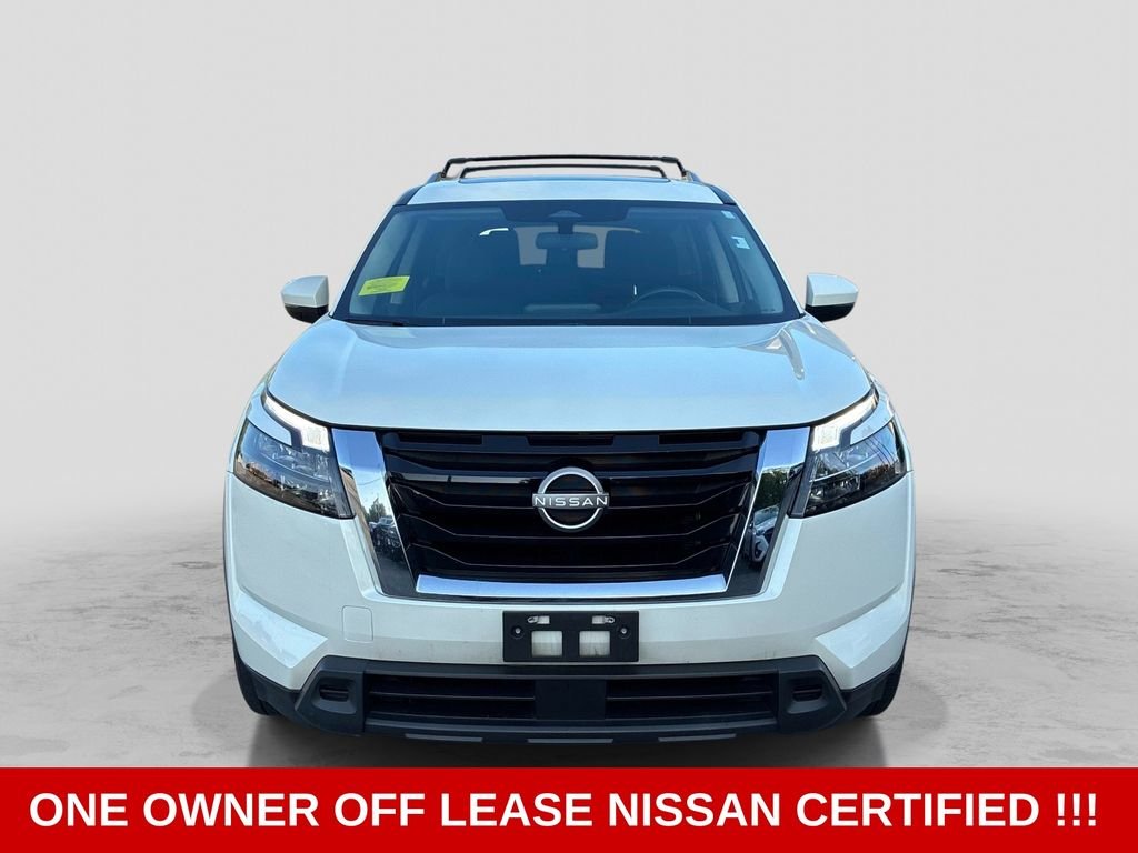 Used 2023 White Nissan SV image 3