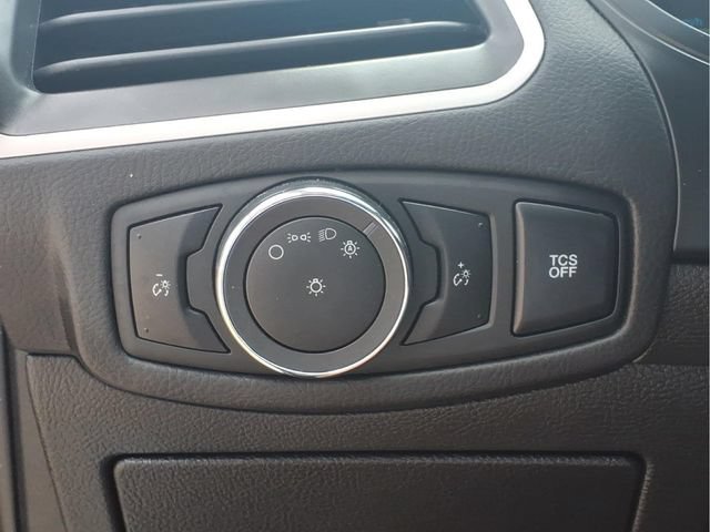 Used 2024  Ford SEL image 12