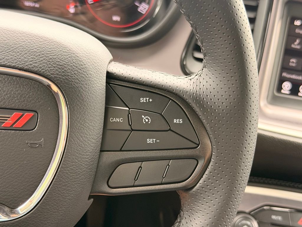 Used 2022 Green Dodge SXT image 25