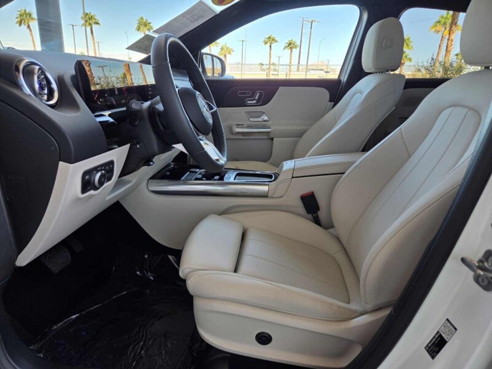 Certified Used 2026 Polar White Mercedes-Benz GLA 250 image 13