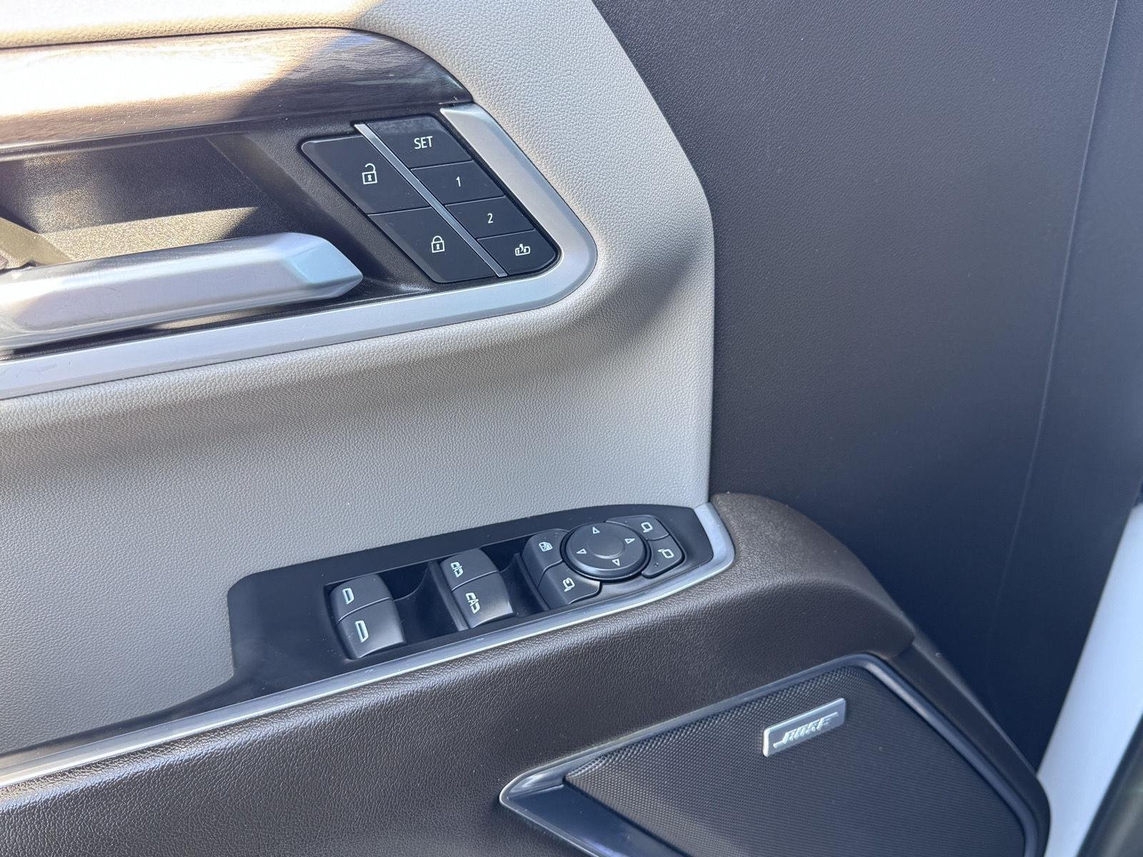 2022 Chevrolet Silverado 1500 LTZ - Photo 8
