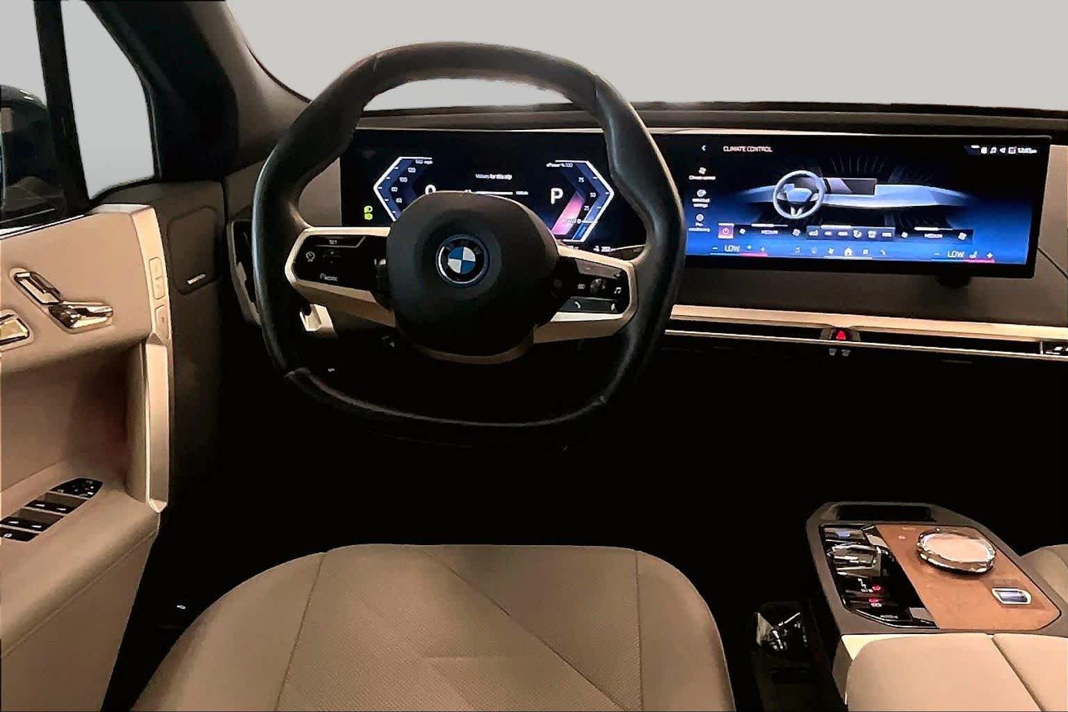 Used 2024 Dark Graphite Metallic BMW xDrive50 image 5