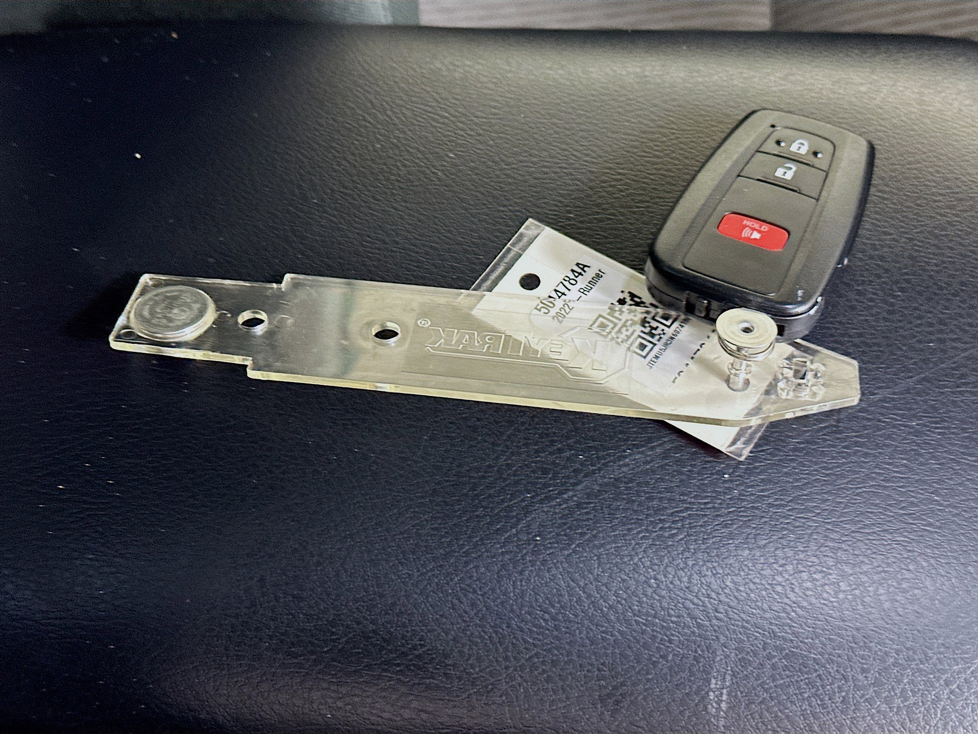 Used 2022 White Toyota SR5 image 33