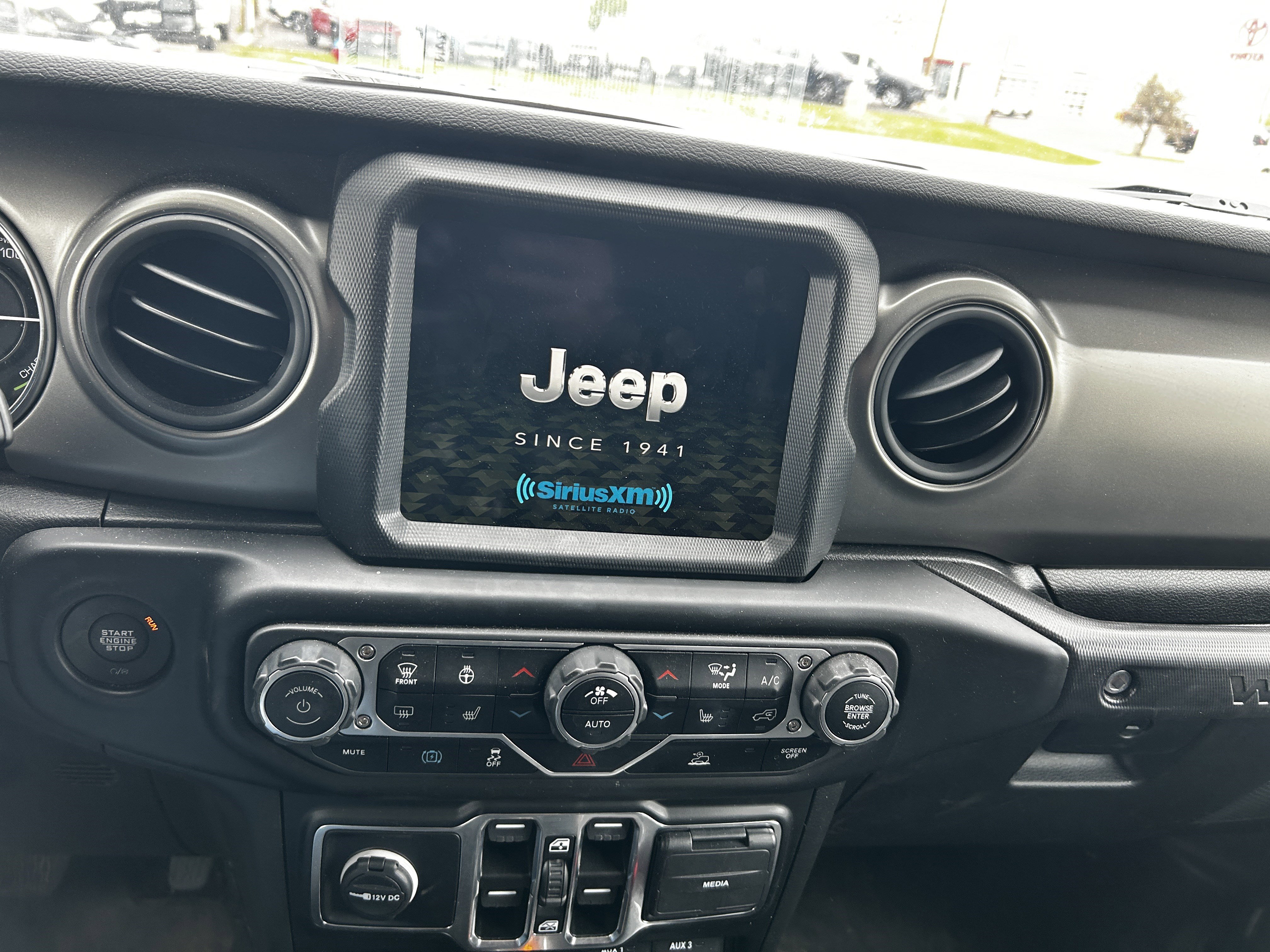 2023 Jeep Wrangler 4xe Willys 4XE - Photo 16