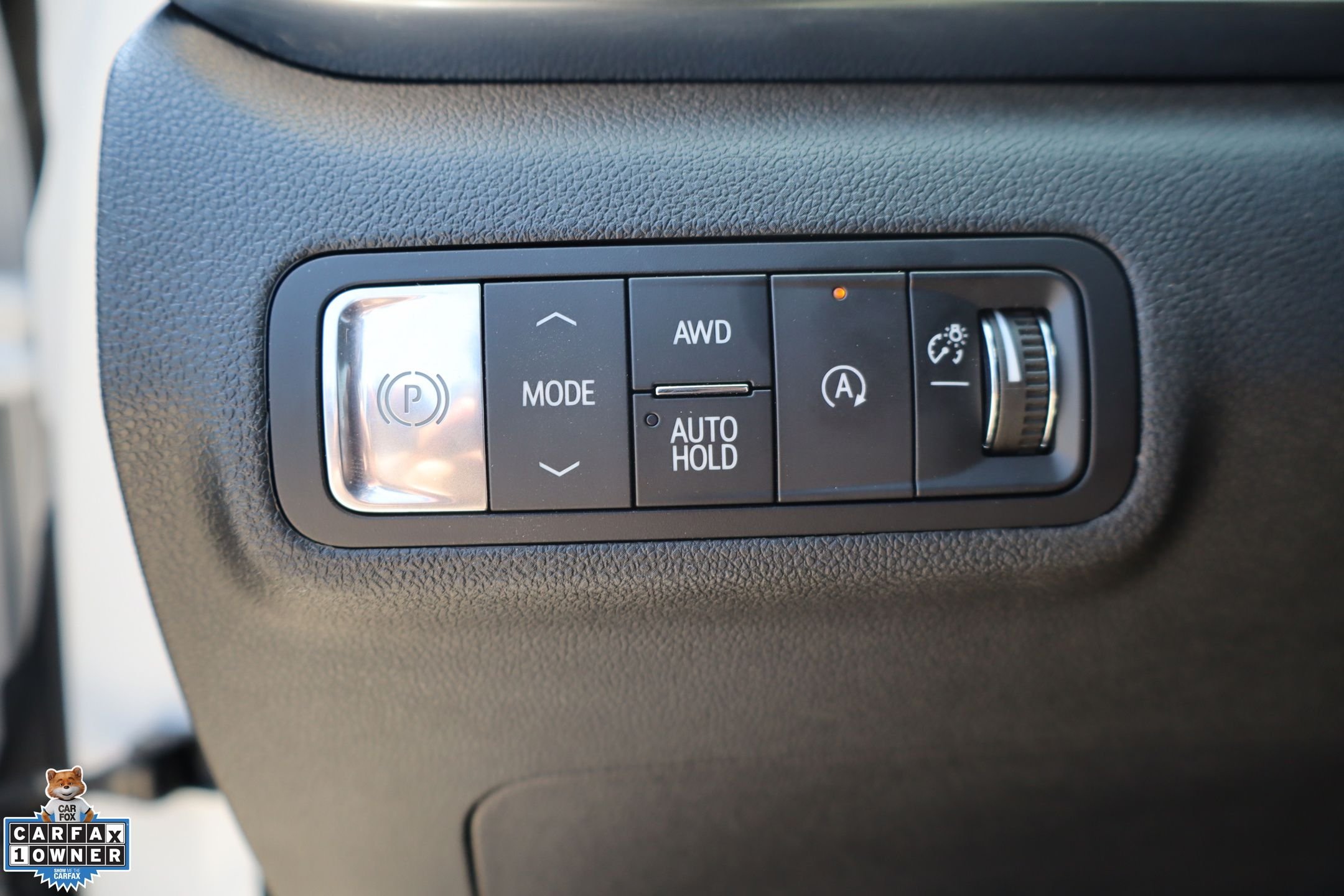 Used 2026 White GMC Elevation image 14
